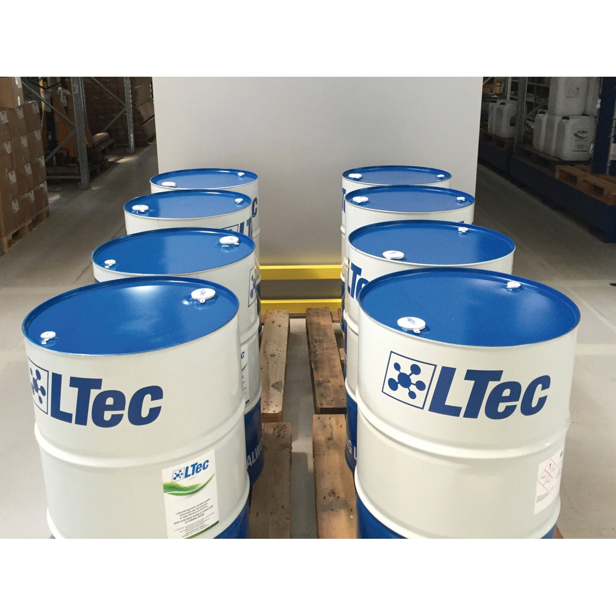 Ulei de taiere curat pe baza de plante regenerabile LTEC ECOSYNTH 3-22 - sefira.ro