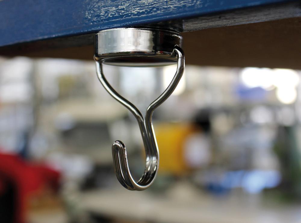 Magnet de neodim cu carlig, portanta 30 kg, Ø 38.5 mm, MAUI - sefira.ro