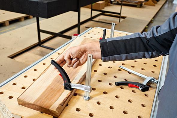 Element de prindere TW-KLI pentru mesele multifuncționale BESSEY - sefira.ro