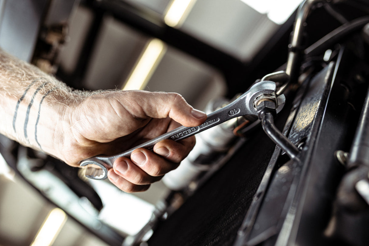 Cheie inelara deschisa, 36 x 41 mm, lungime 351 mm, DIN 3118, Nr. 400 36X41, GEDORE - sefira.ro