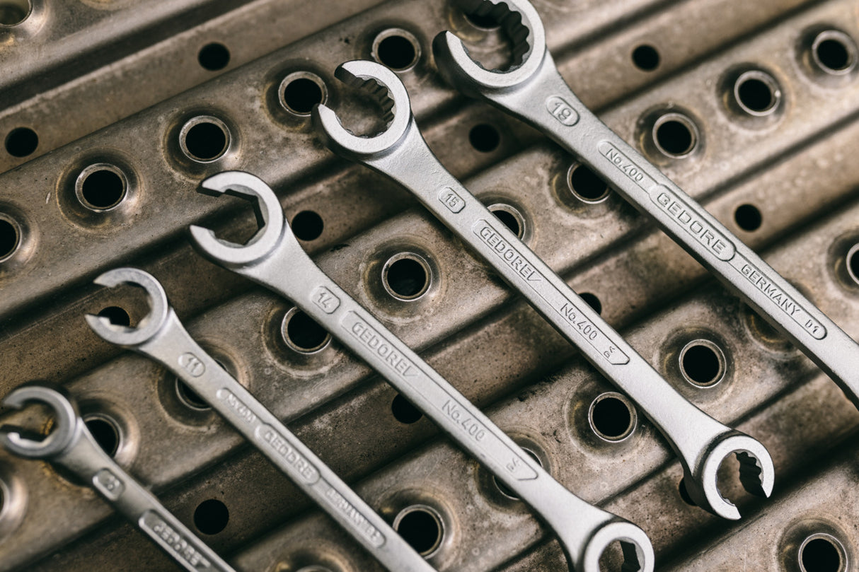 Cheie inelara deschisa, 36 x 41 mm, lungime 351 mm, DIN 3118, Nr. 400 36X41, GEDORE - sefira.ro