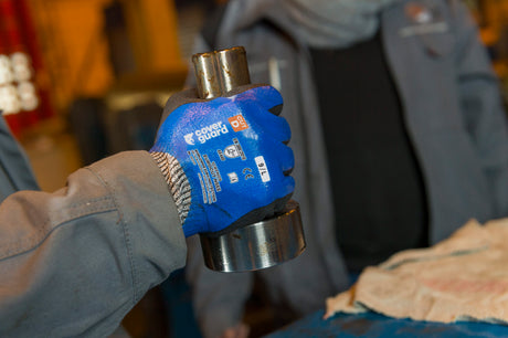 Manusi de protectie EUROCUT, marimea 7, rezistenta la ulei, la taiere nivel maxim 5, EUROTEHNIQUE - sefira.ro