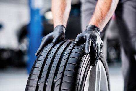 Manusi gogrip negre, de unica folosinta, nitril, nepudrate, textura diamant, marimea L (8-9), MERCATOR® - sefira.ro