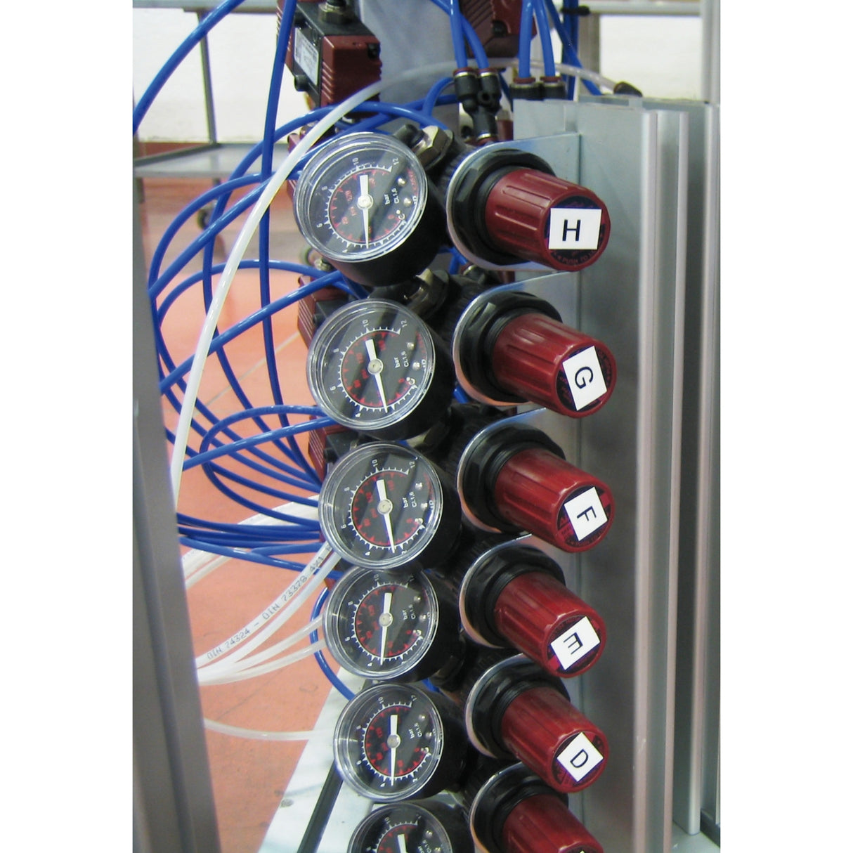 Manometru - sefira.ro