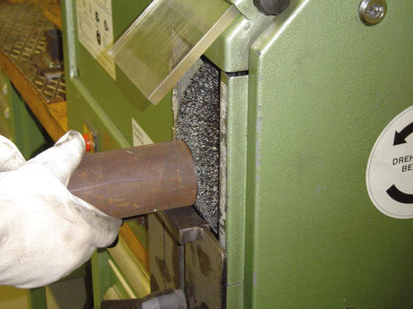 Perie de sarma din otel, rotunda, diam.125mm, sarma 0,3mm ondulata, prindere 40mm, LESSMANN - sefira.ro