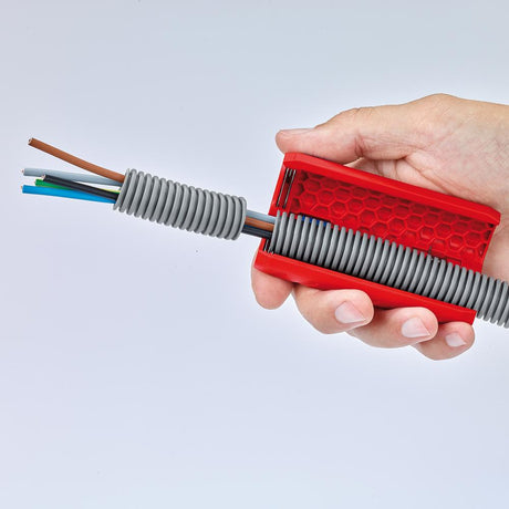 Dispozitiv de taiat teava ondulata TwistCut, Ø13-32mm, si lama dezizolare 0.2-4mm, 90 22 02 SB, KNIPEX - sefira.ro